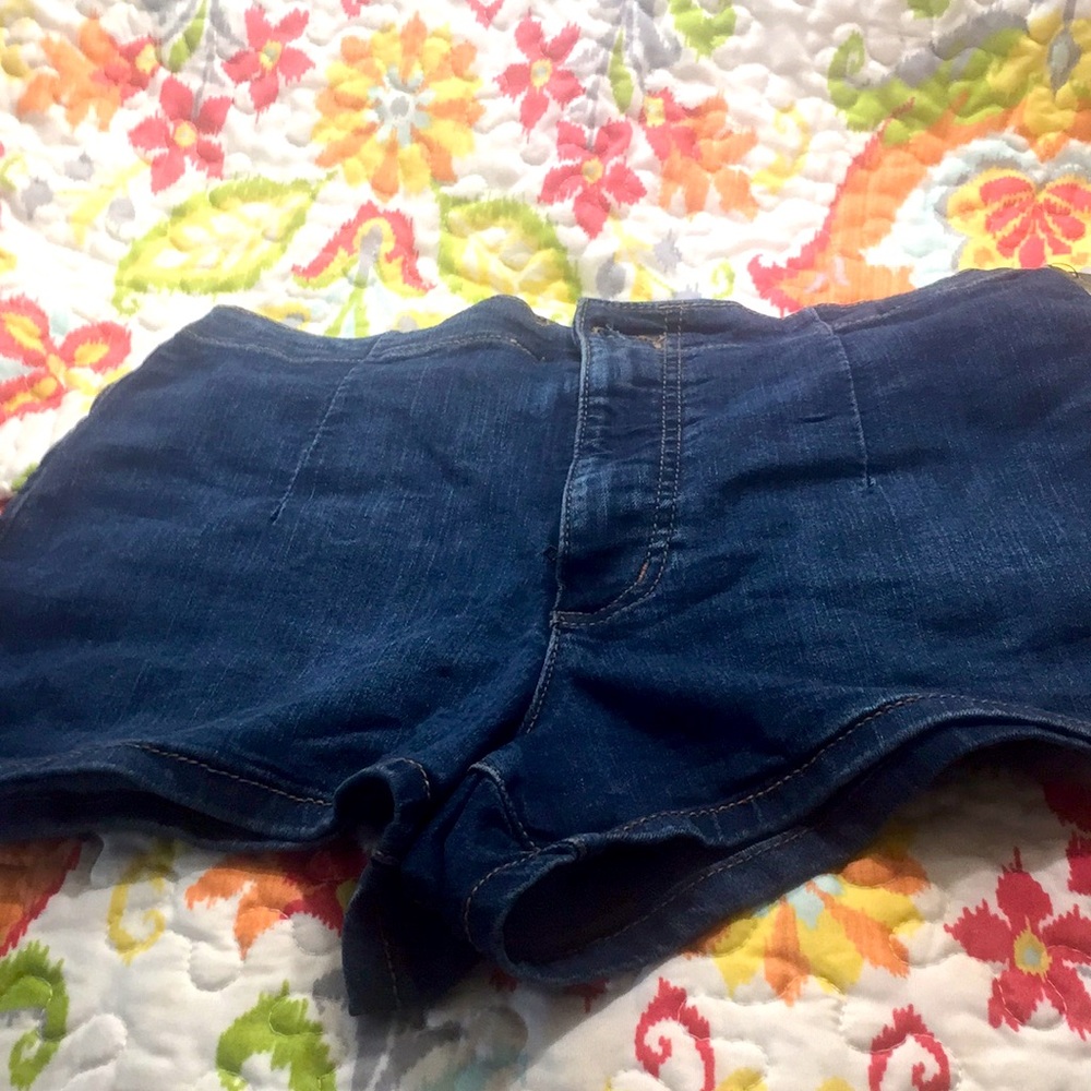 Wild Fable Navy Blue Stretch Size 10 SHORTS